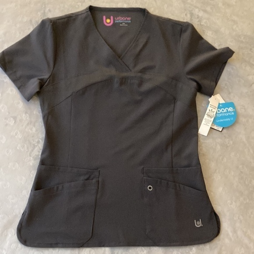 Urbane Performance‎ Scrub Top Graphite Size XS